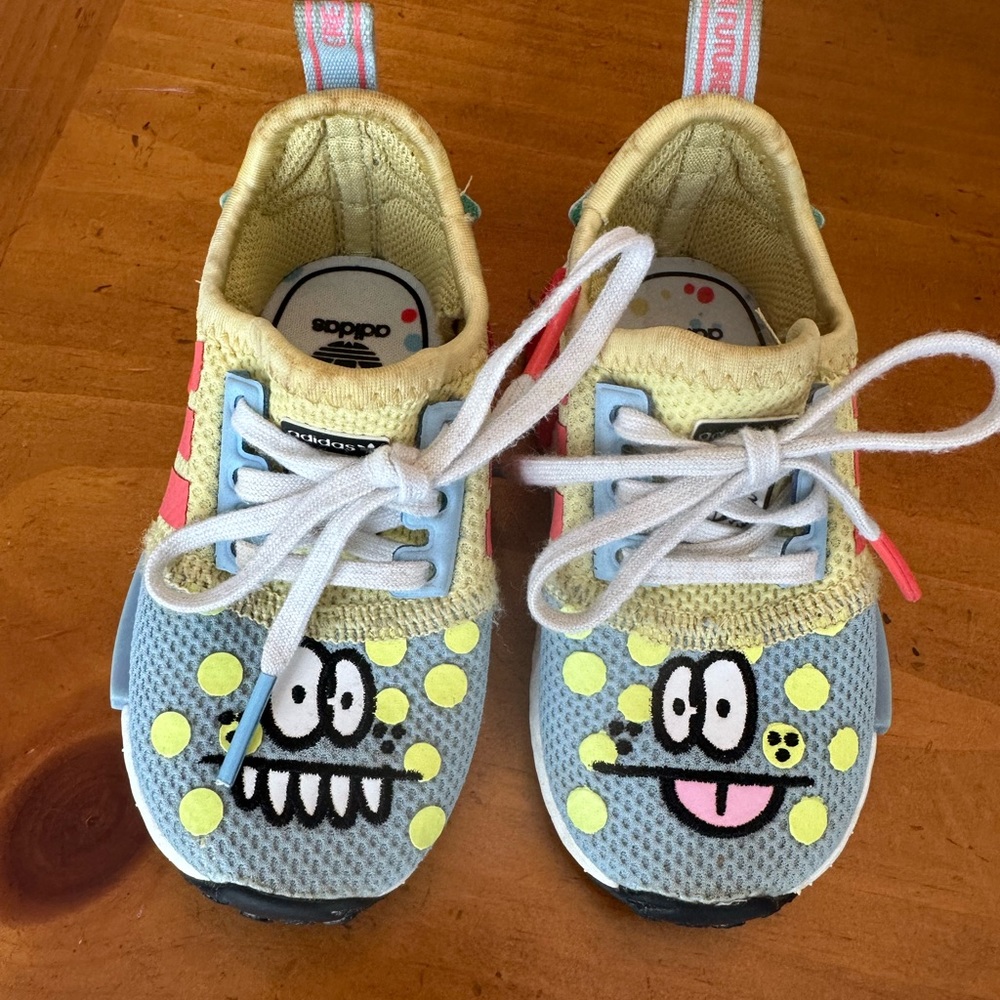 adidas NMD R1 RARE yellow monster Toddler size 5!